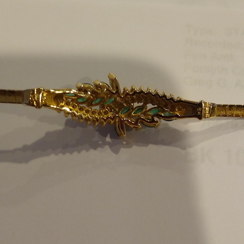 Emerald and diamond Omega bracelet, 14k yellow gold - Picture 8 of 13